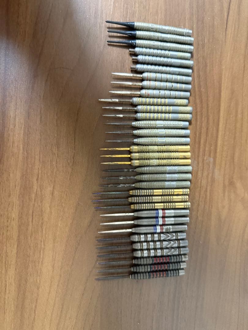 中古ダーツ11セット