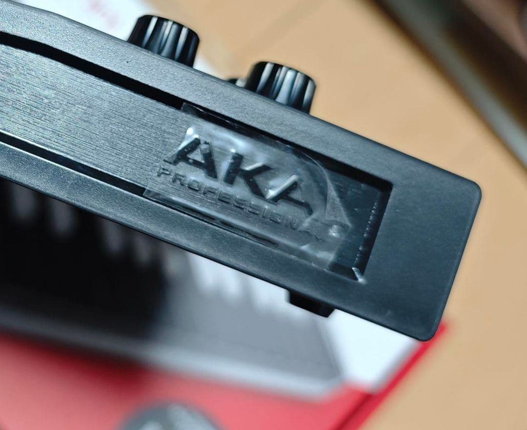 Akai Professional USB MIDIキーボードコントローラー