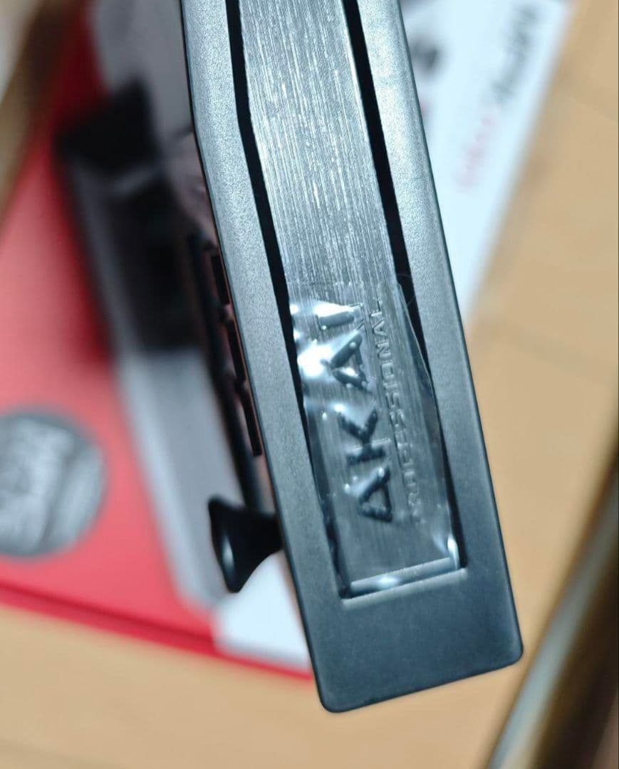 Akai Professional USB MIDIキーボードコントローラー