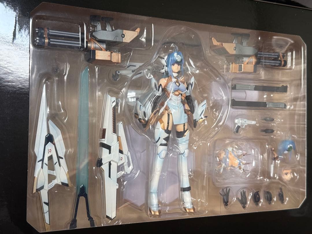 アルター　アルメカ　KOS-MOS コスモス　フィギュア