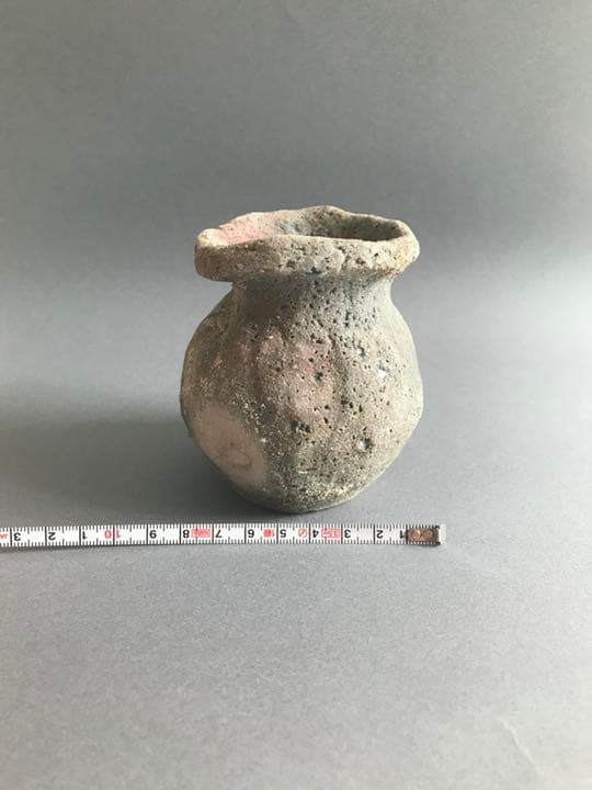 田宮亜紀　花器　灰被壺