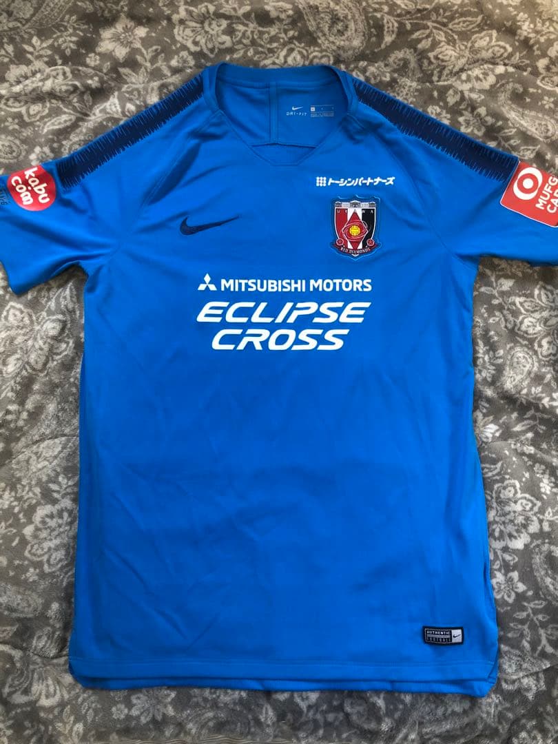 レッドダイヤモンズ Nike シャツ 青