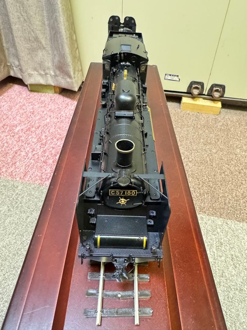C57形180号機蒸気機関車 1/45 展示ケース付