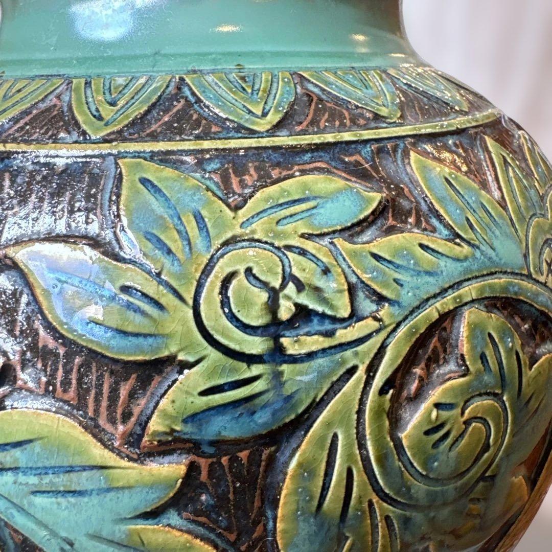 壺屋焼　緑釉唐草掻き落とし　大壺