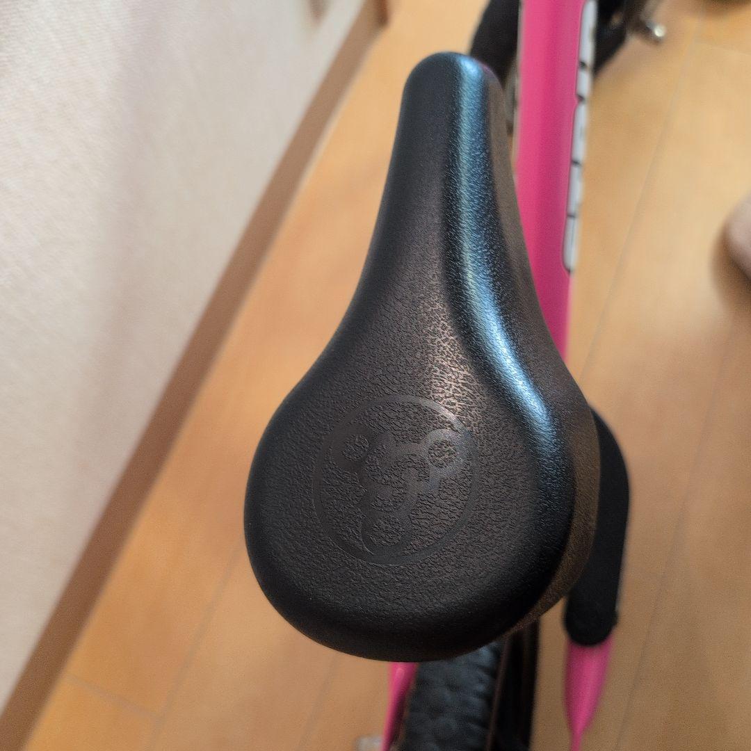 【超美品】ストライダー12　ピンク　スポーツタイプ