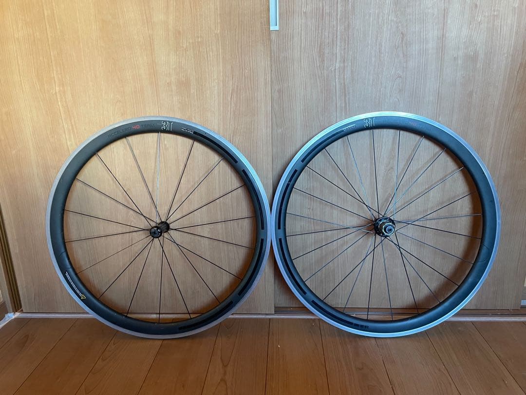 3T accelero 40 team アチェレーロチーム　カーボンホイール