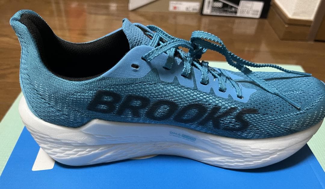 Brooks/ブルックス Hyperion Max 2 ハイペリオン 26cm