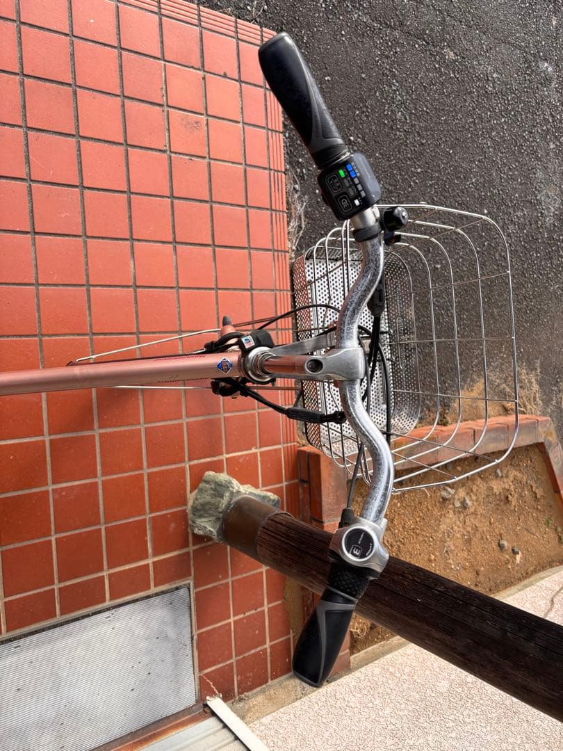 実働車　アルベルトe 電動自転車　BRIDGESTONE