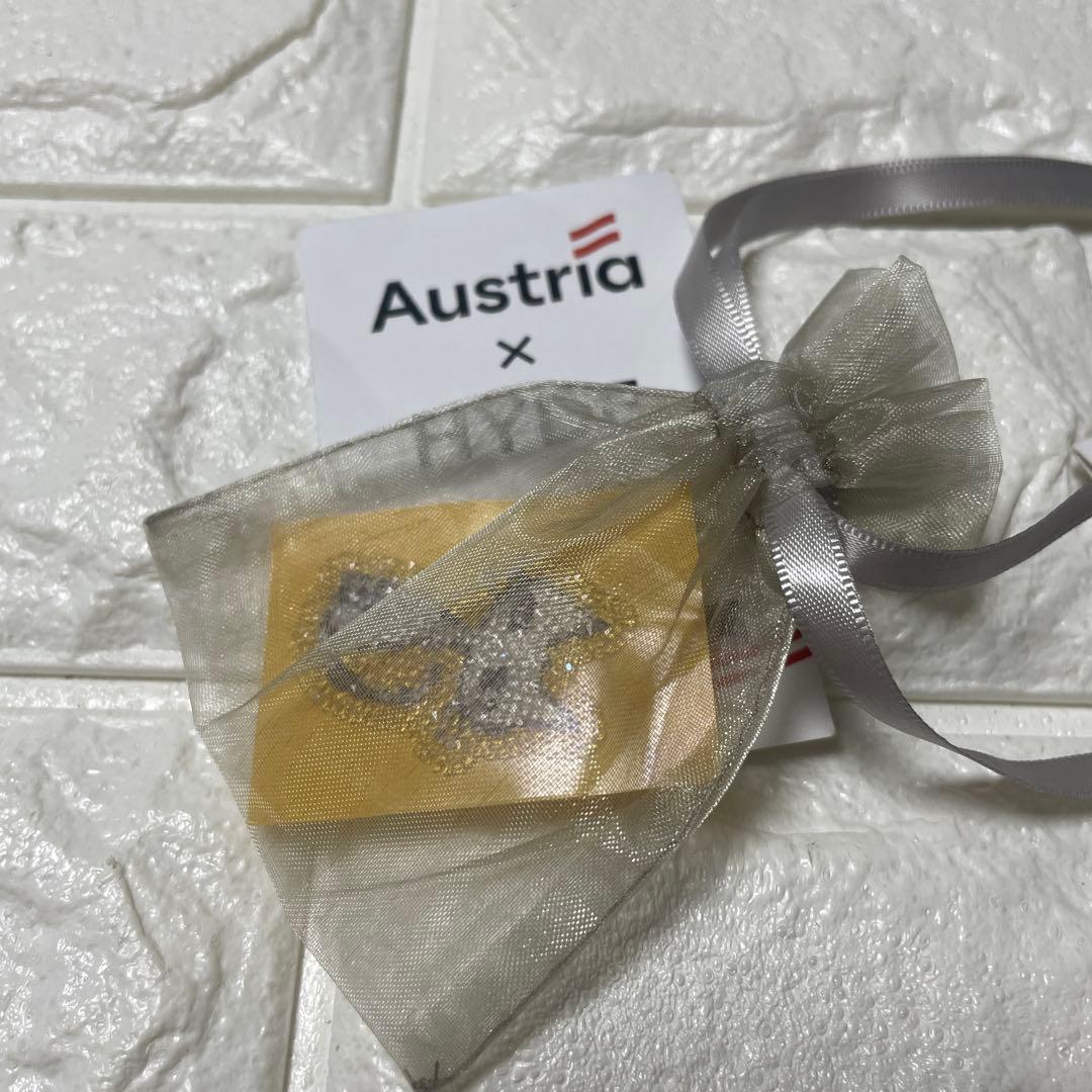 関西大阪万博　オーストリア館　HYDE Edyhステッカー　スワロフスキー　限定