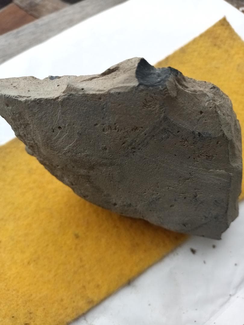 握り槌　出土石器　旧石器時代　縄文時代　サヌカイト　　185