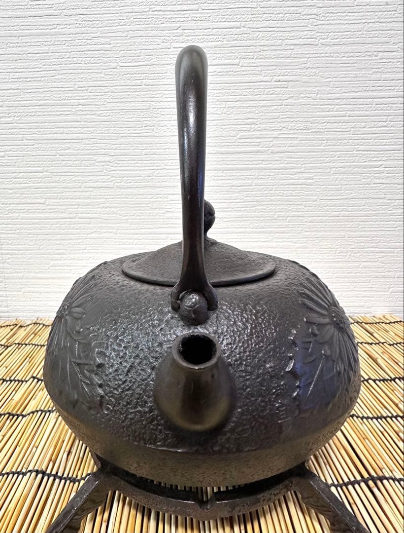 未使用、付属品付　岩手県奥州佐秋鋳造所 佐藤守巨造 真作保証　苺様　売約済み