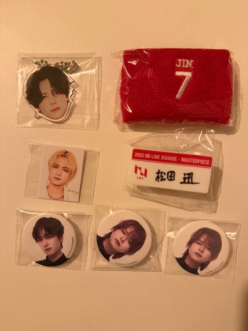 INI XQUARE MASTERPIECE ガチャ カプセルトイ