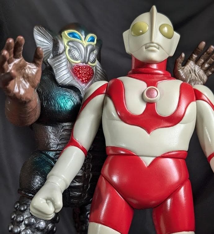 楳図かずお版 ウルトラマン＆メフィラス星人 （フューチャーモデルズ）２体セット