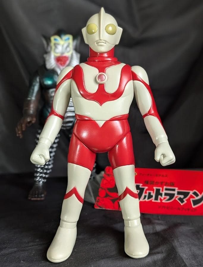 楳図かずお版 ウルトラマン＆メフィラス星人 （フューチャーモデルズ）２体セット