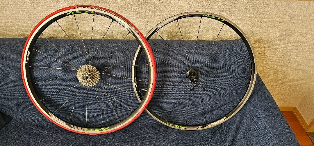 Shimano　WH-RS11 シマノ11速 前後アルミホイールセット