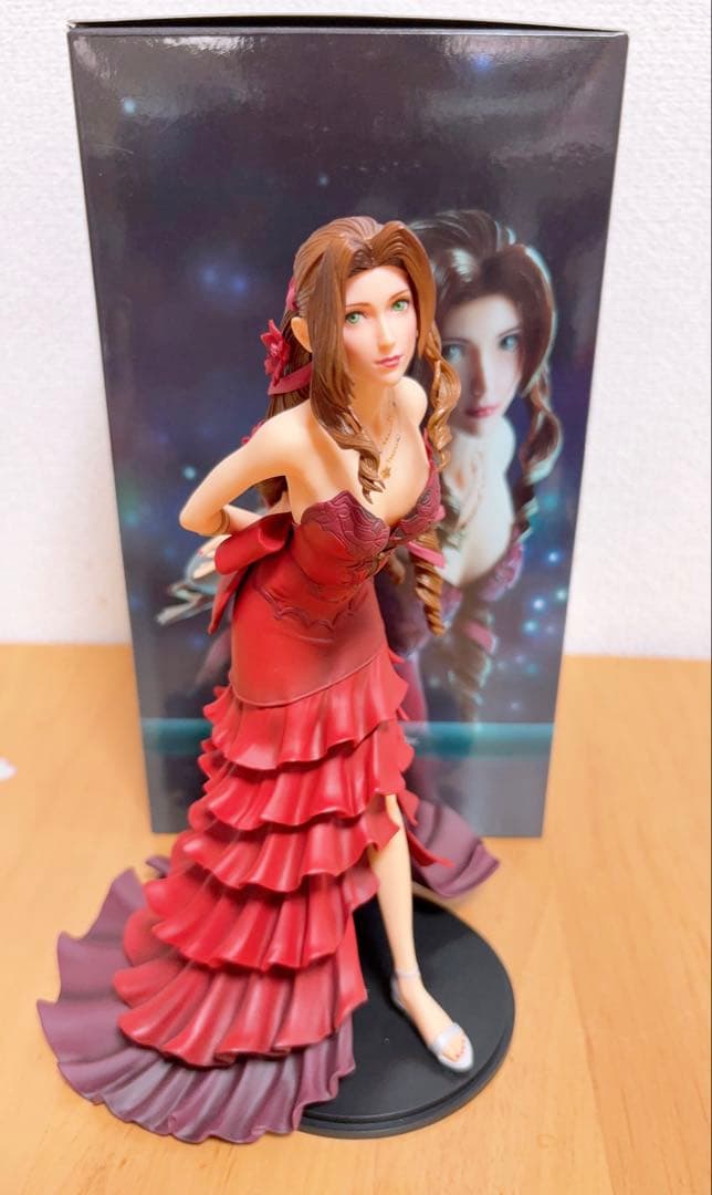 【最終価格】FF7 エアリス スタティックアーツ フィギュア