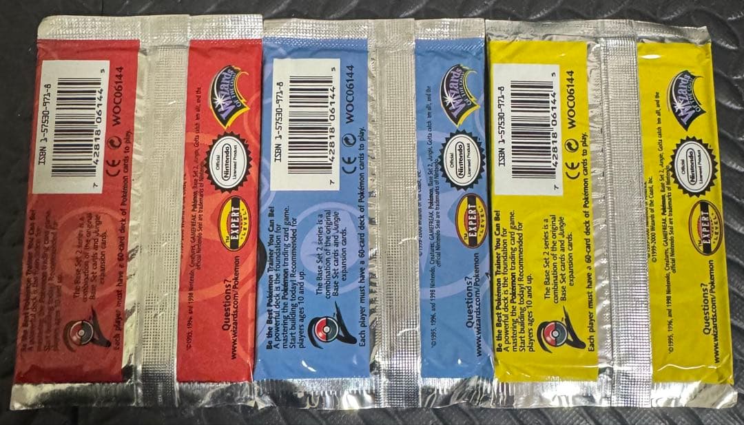 ポケモンカード　base set2 未開封　ミュウツー　ライチュウ　ギャラドス