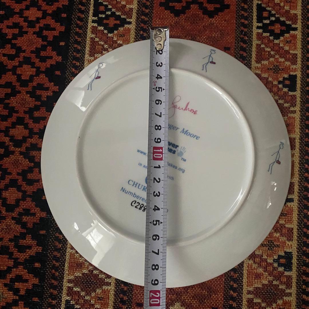 レア　ロジャー•ムーア　サミュエル・L・ジャクソン　チャリティー　飾り皿２点