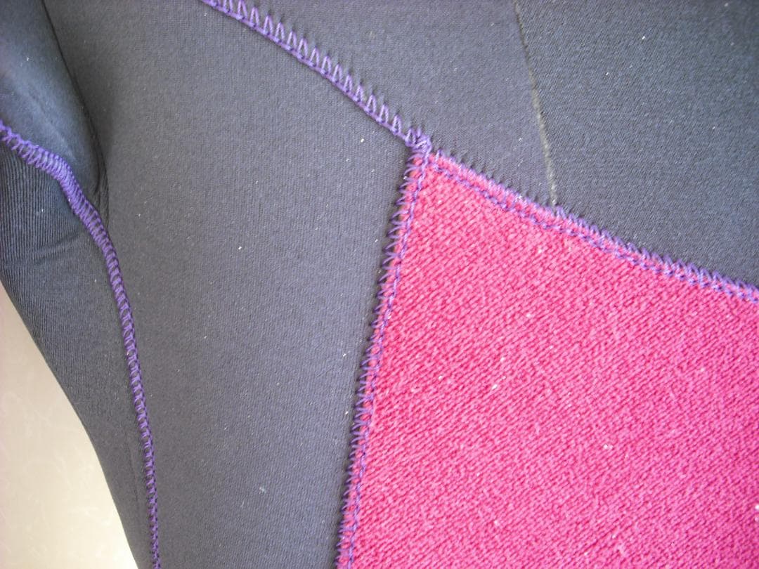 着用回数僅か【セミドライ　ウエットスーツ】エアタイト　M相当