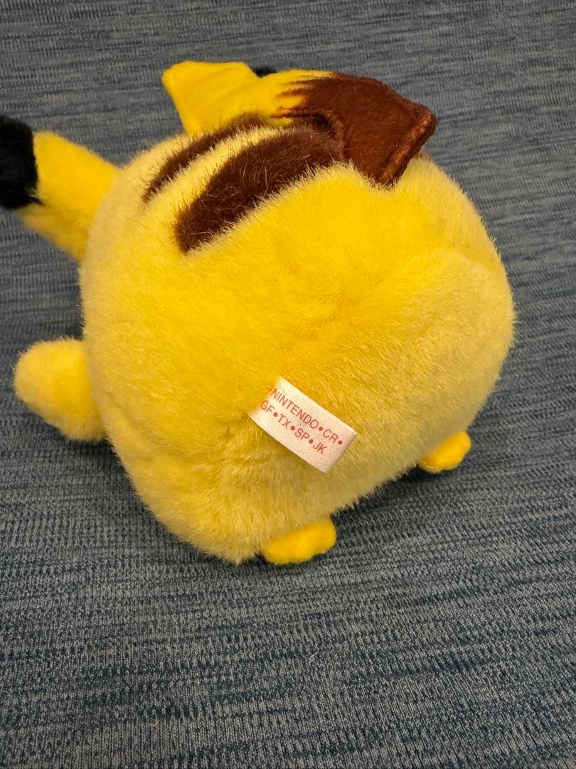 初期 ピカチュウ ぬいぐるみ　にっこり　TOMY トミー　バンザイ