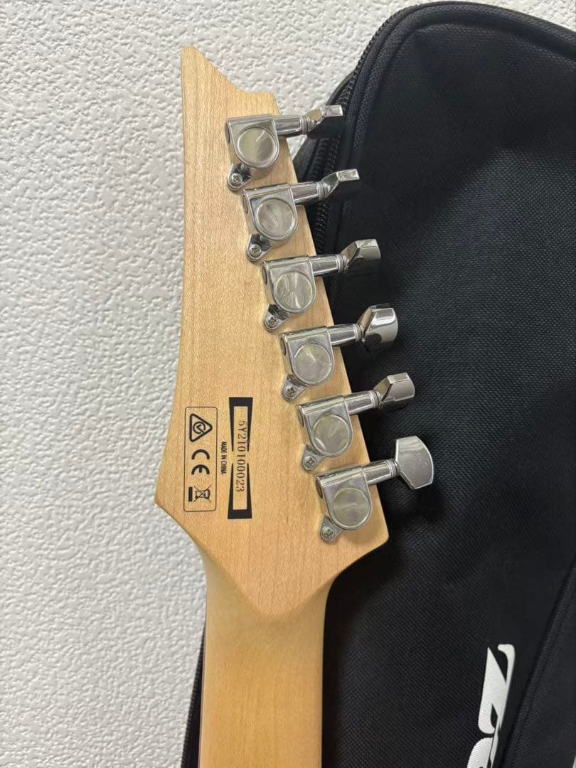 Ibanez ストラトタイプエレキギター ブラック