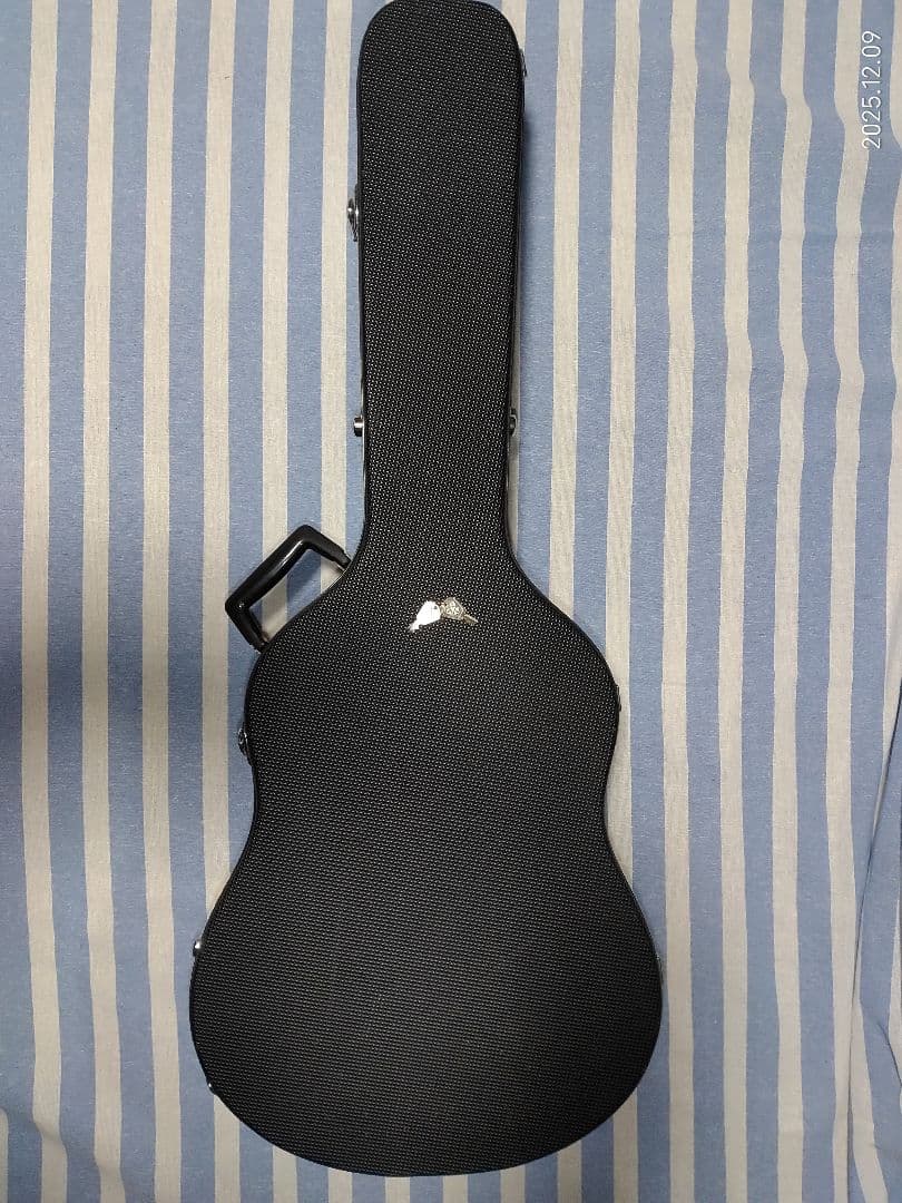 EpiphoneのGibsonヘッドの小振りアコギEL-00美品、ハードケース付