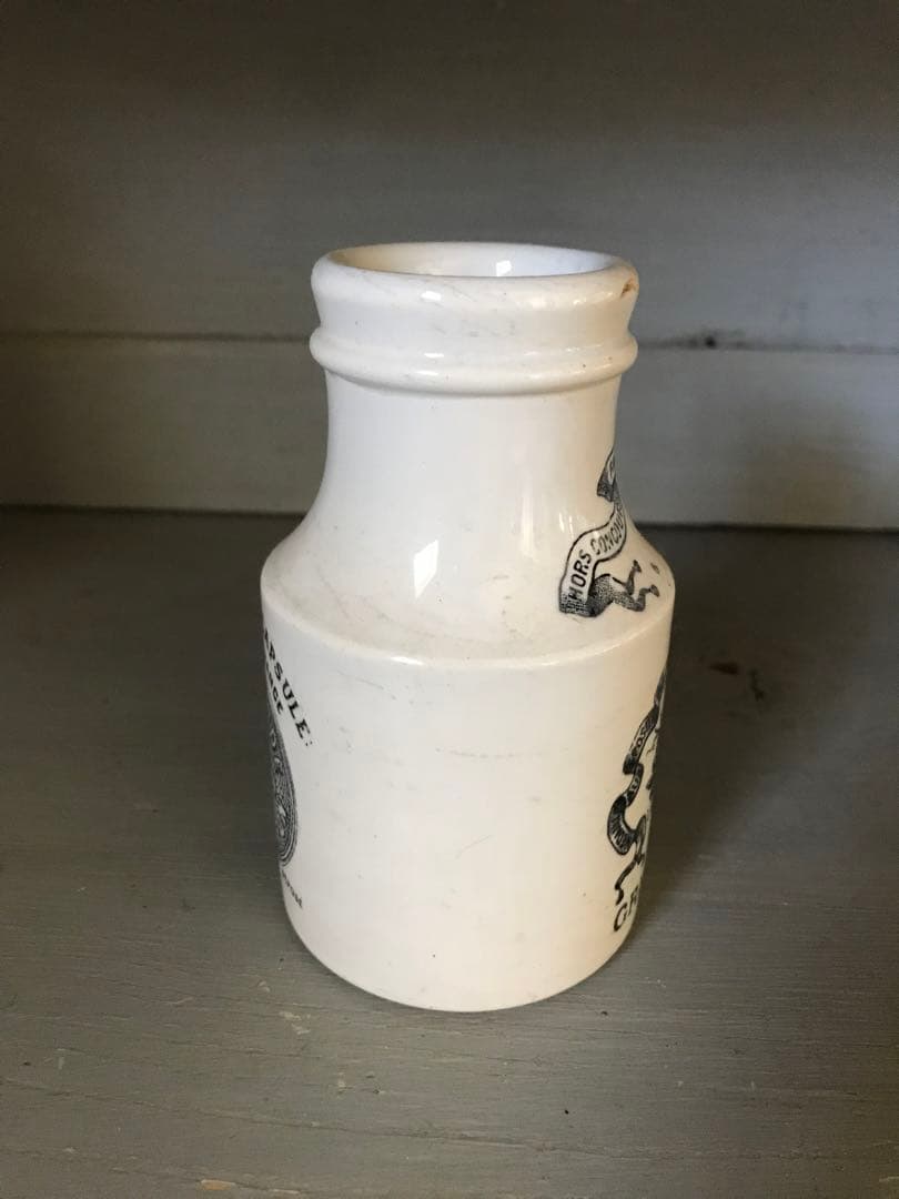 専用です　　両面絵柄　DIJON マスタードポット