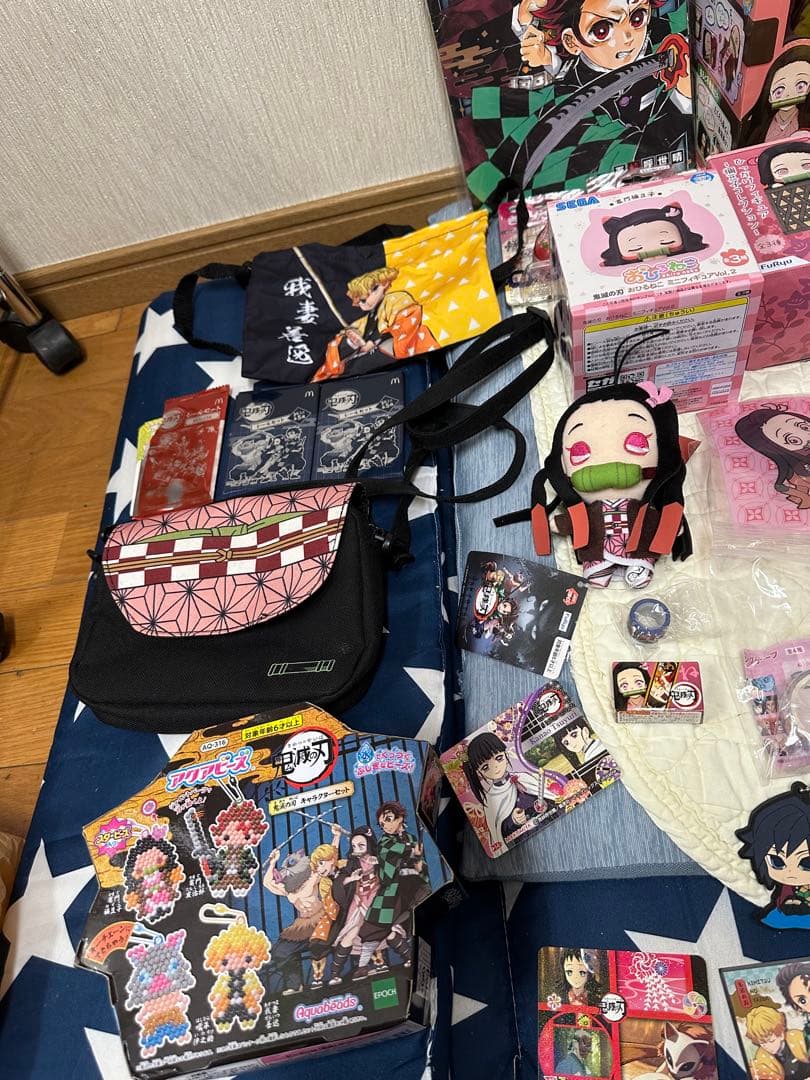 鬼滅の刃　バランスゲーム　パズル　塗り絵　おひるねこ　アクアビーズ　危機一髪