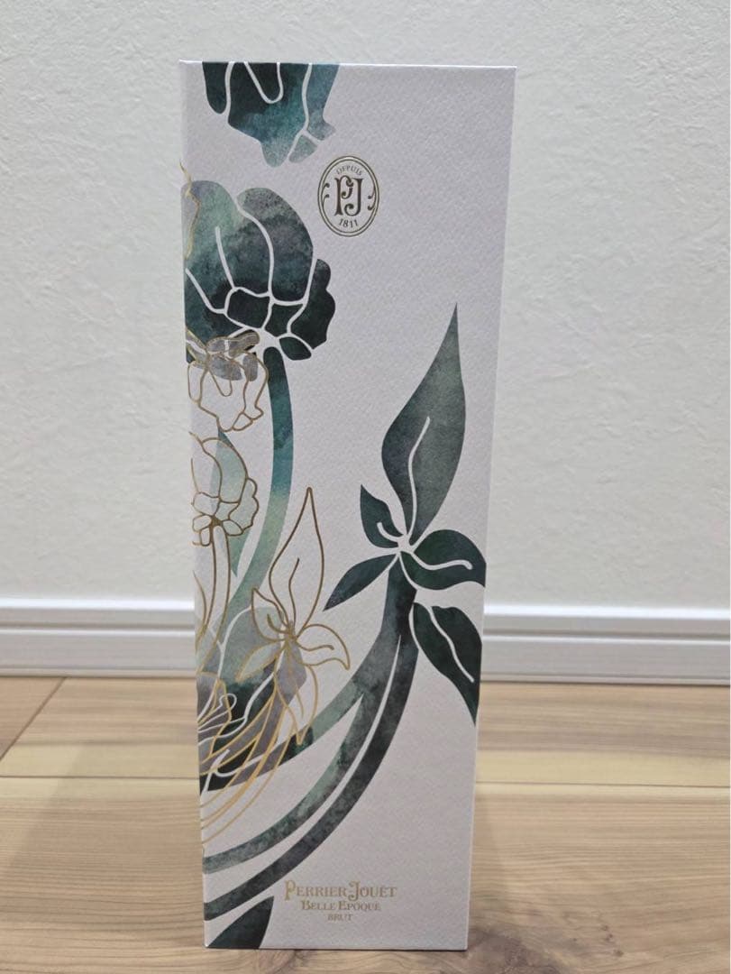 ペリエジュエ ベルエポック 2016 ギフト箱入り 750ml