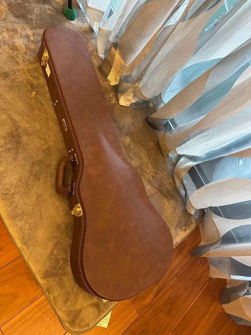 Gibson Les Paul 60’s Tribute Gator ケース