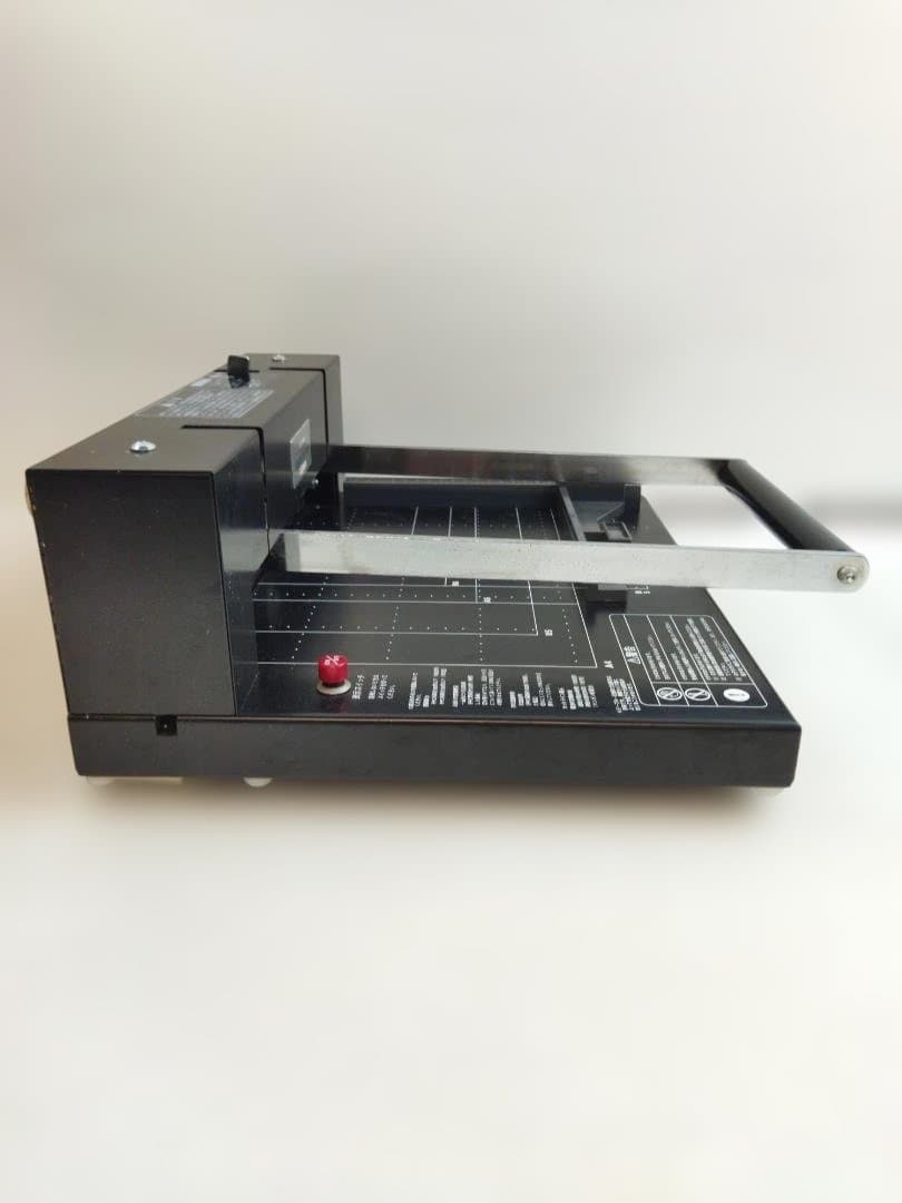 k*3様 DURODEX 裁断機 ブラック 200DX　コンパクト裁断機