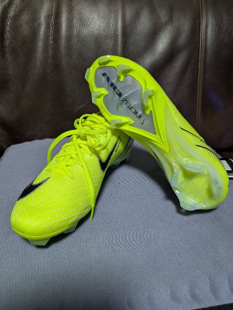 ナイキ エア ズーム ヴェイパー 16 エリート FG 24.5cm