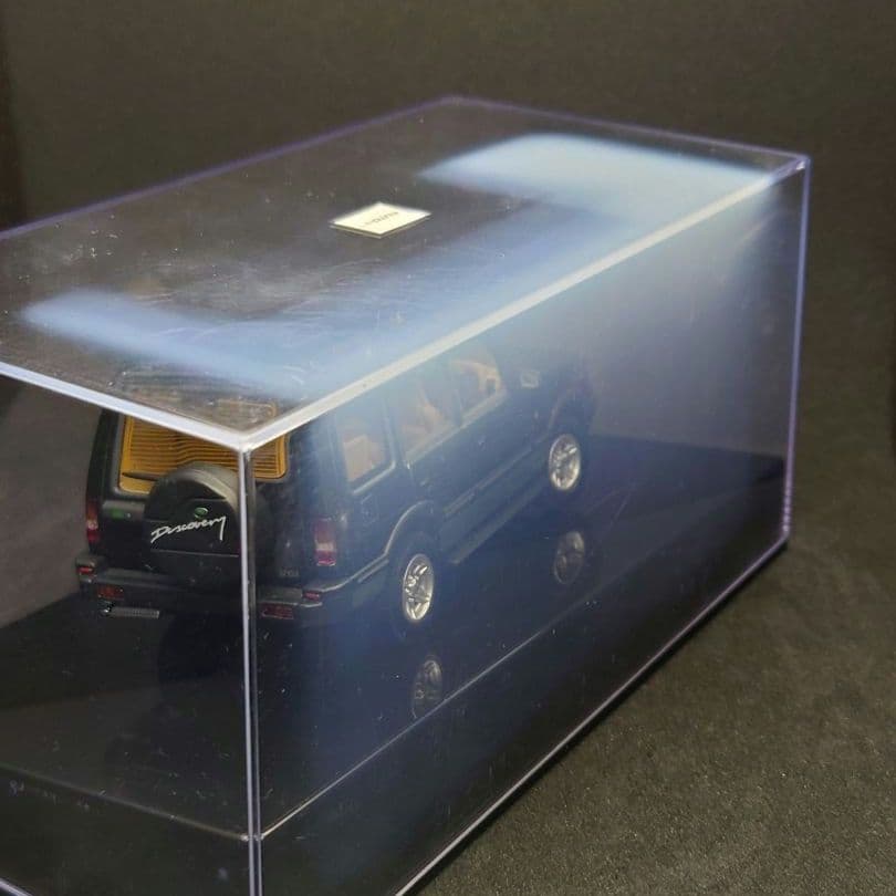 オートアート　ランドローバーディスカバリー