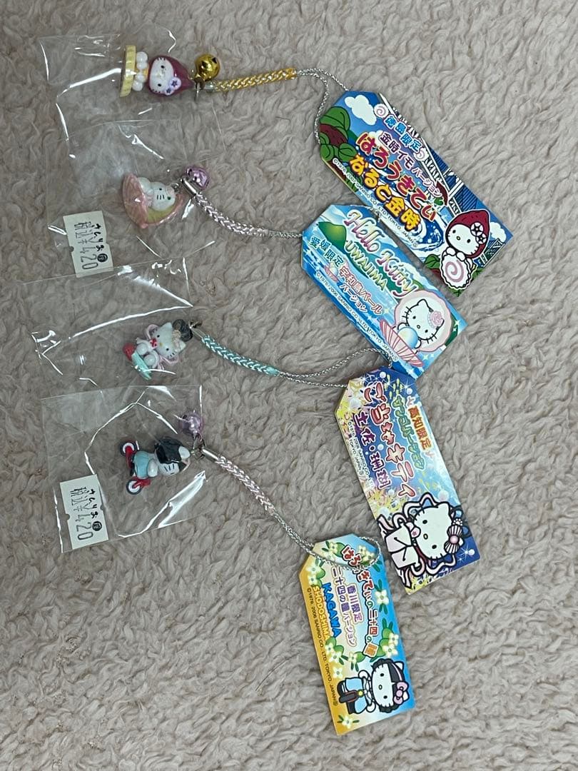 ハローキティ 根付け　四国の可愛いご当地キティ4個セット