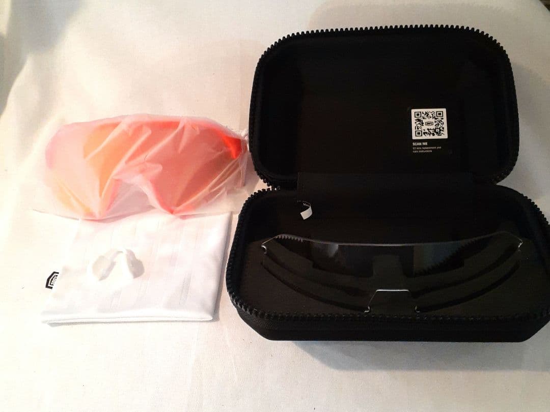 現在モデル 100% S3 ネオンオレンジ ワンハンドレッド サングラス