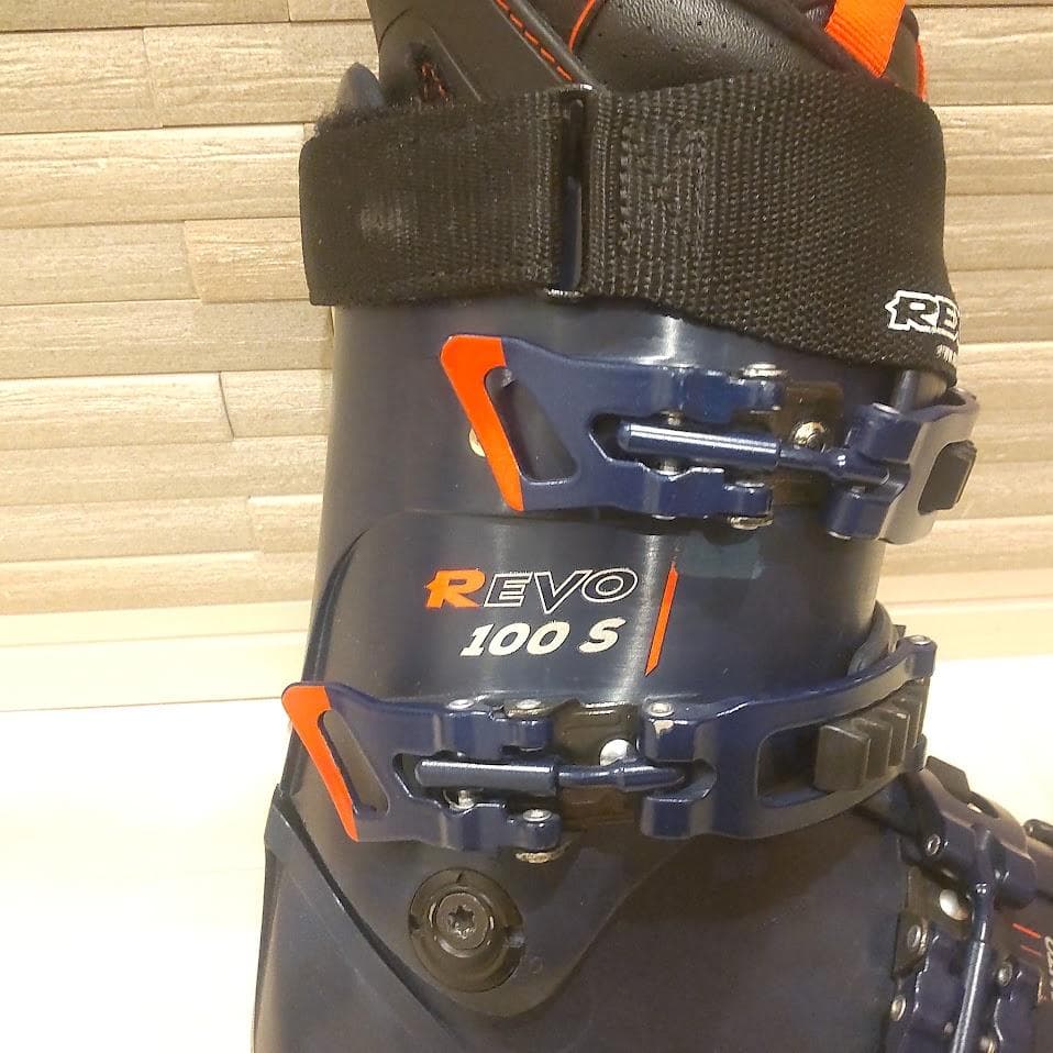 REXXAM レクザム REVO 110S 23㎝ スキーブーツ