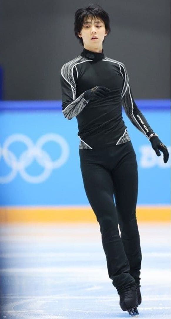 ⭐️羽生結弦 練習着 2種類セット⭐️ フィギュアスケート　アンダーアーマー