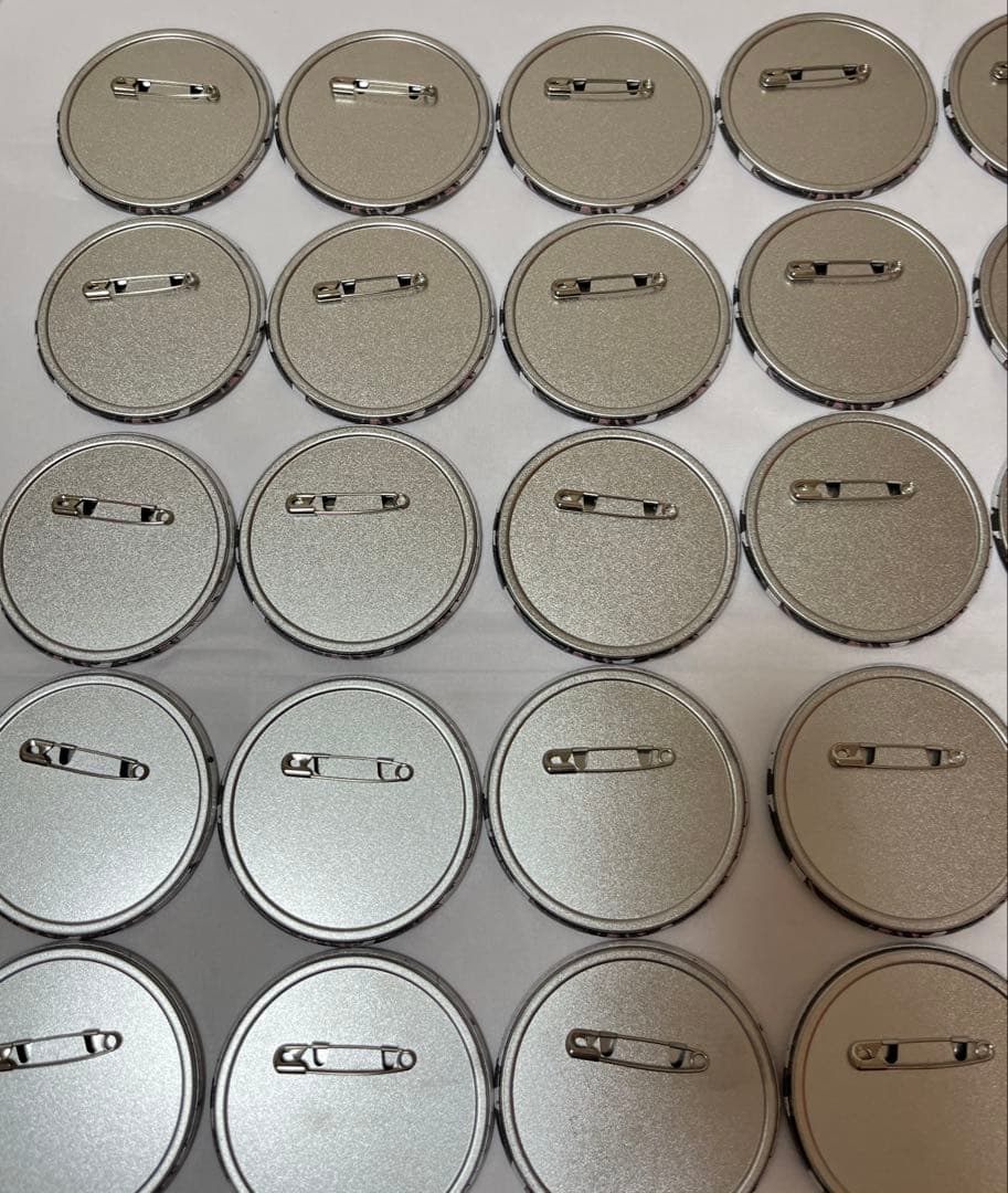 ブルーロック　墨絵風ちょいでか缶バッジ　糸師凛　41個