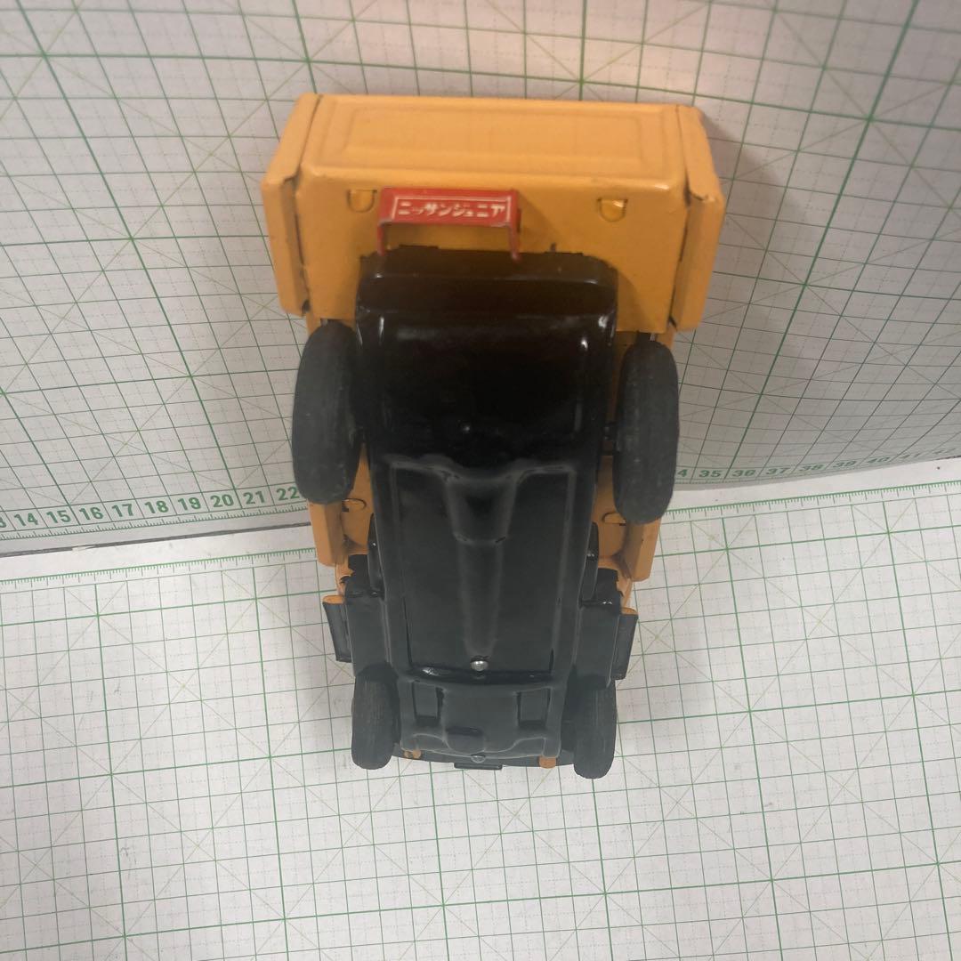 1950年代旧バンダイ赤箱シリーズ、日産ジュニアトラックのブリキスケールミニカー