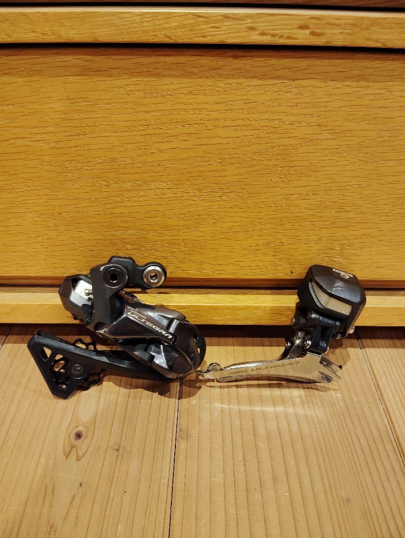 8050 Di2 前後ディレイラーセット　値下げ可能！