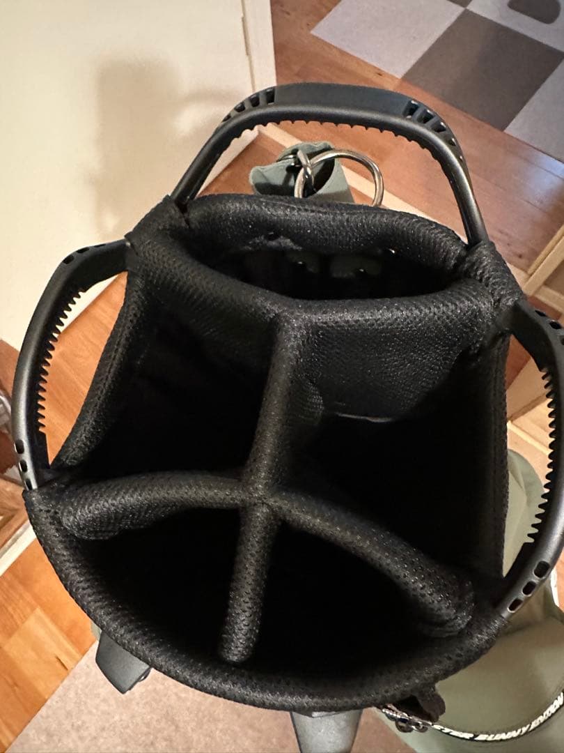 MASTER BUNNY EDITION キャディバッグ オリーブグリーン