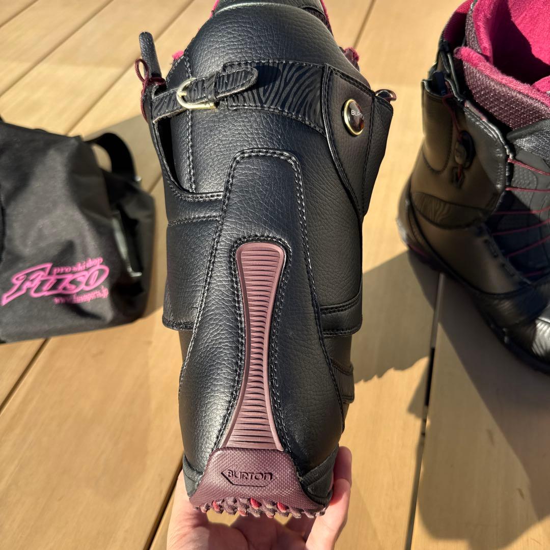 【美品✨袋付き】　《女性　24.5㎝》　Burton ブーツ