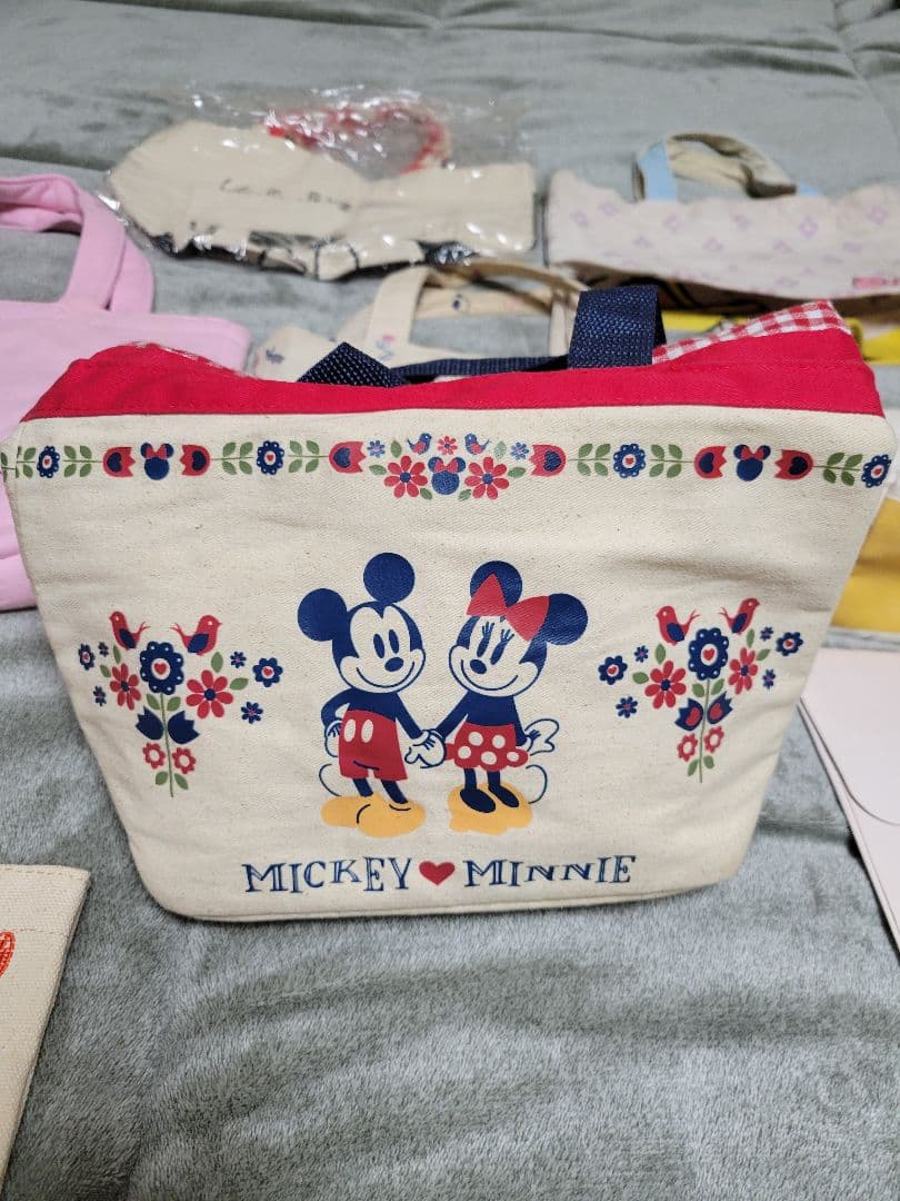 Disney キャラクター 小型トートバッグ & タオルハンカチ まとめ売り