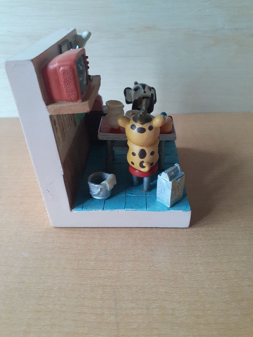 快獣ブースカ フィギュア　『ラーメン大好き！』