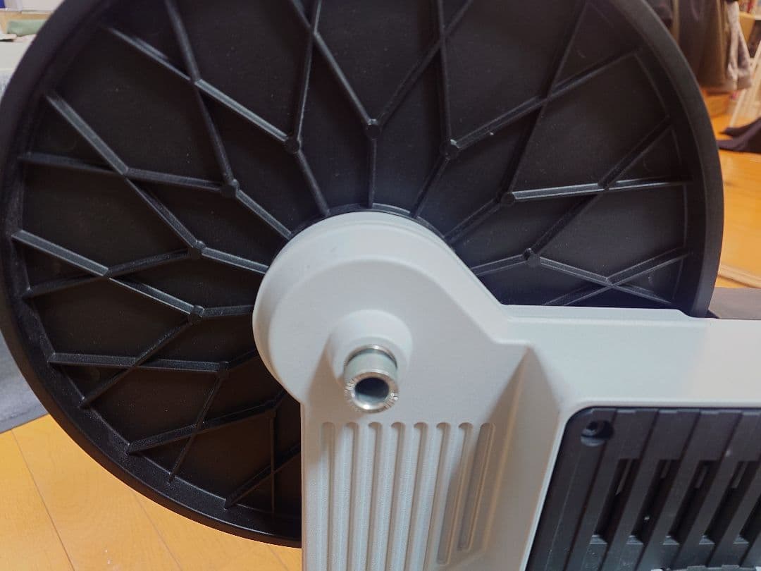 ELITE JUSTO ホームトレーナー Zwift対応