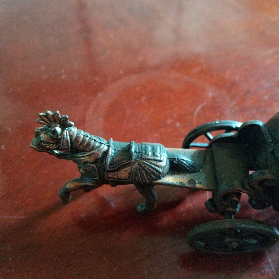 昭和レトロビンテージブロンズ色の彫刻、装飾馬車型金属工芸品(コレクション)