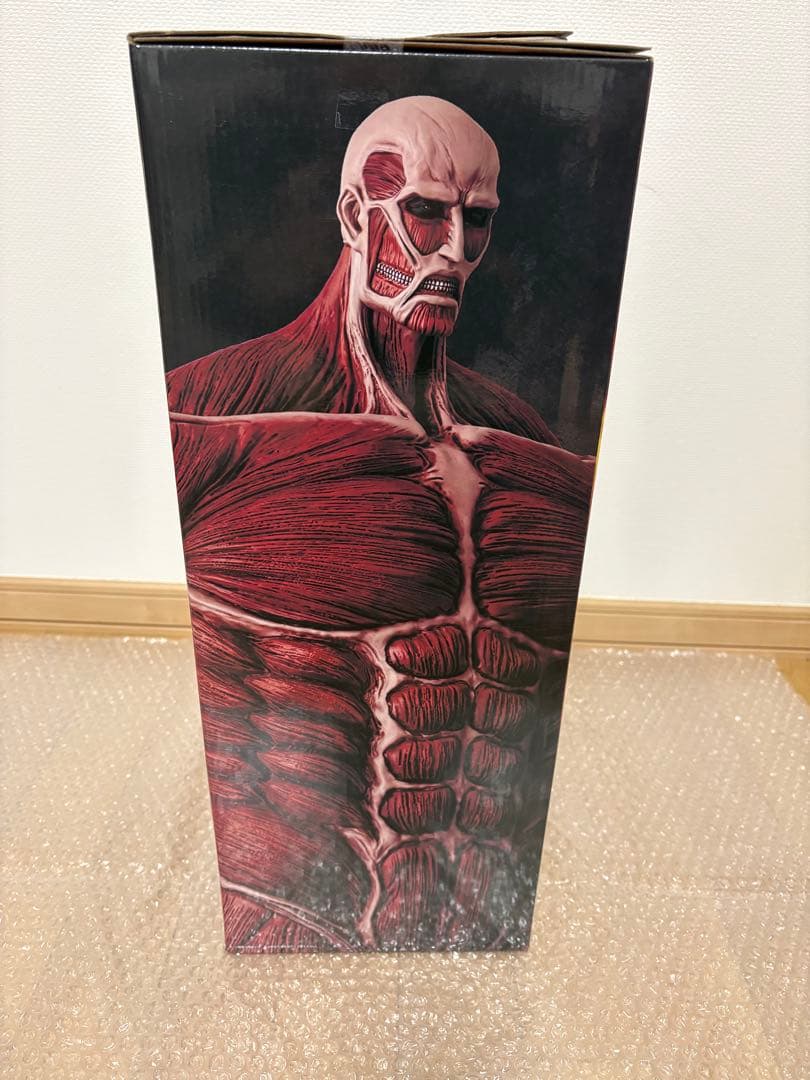 一番くじ　進撃の巨人　ラストワン賞 超大型巨人フィギュア　新品　未開封