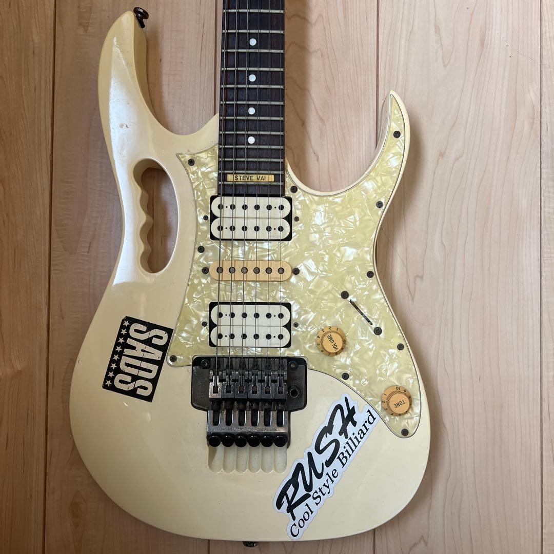 希少 Ibaniz JEM555WHスティーブヴァイ モデル　ギターケース付