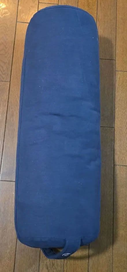 Manduka マンデゥカのヨガマット、ボルスター、ストラップとブロックセット