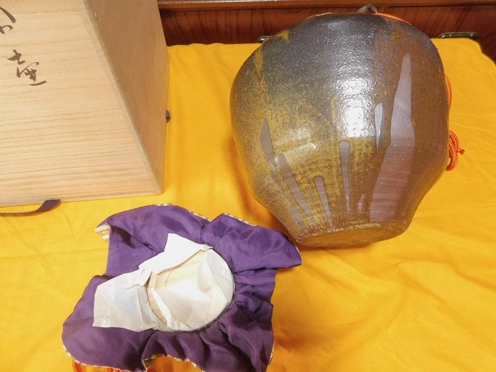 お茶道具まとめての1部・茶壷（茶入れ）です
